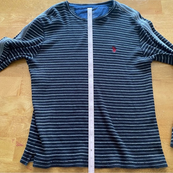 U.S. Polo Assn. Men's Black and Gray Striped Long Sleeve Tee - Picture 10 of 11